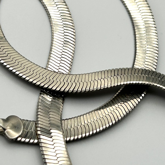 Vintage Men’s 925 Sterling Silver 7mm Wide Herringbone Chain Necklace 20” 28g - Picture 10 of 16